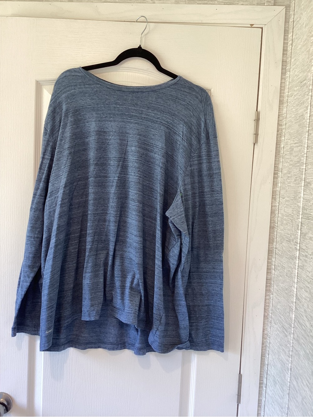 Athletic Works Heathered Blue long sleeve shirt 3XL EUC